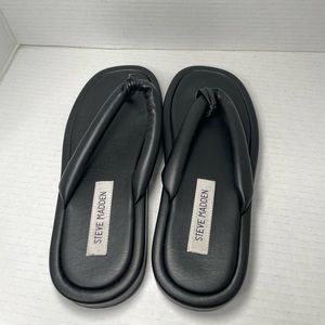 STEVE MADDEN 37 EU FANGO  THONG SANDAL BLACK